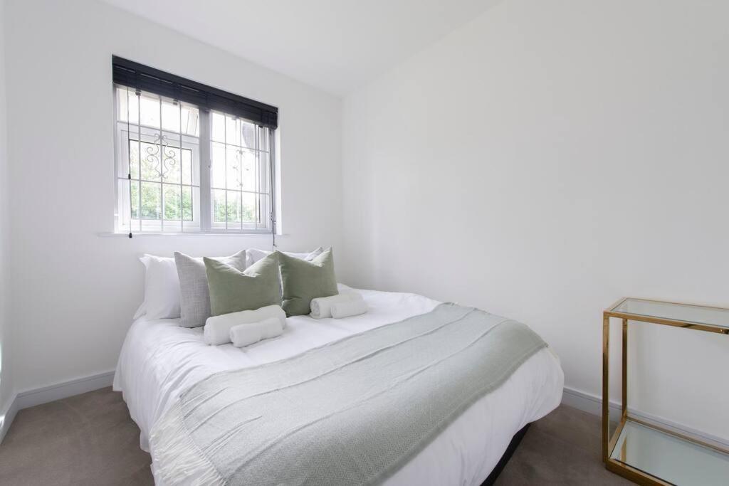 2 Bedroom Modern Urban Sanctuary 1Cc - Cherrydeal London Exteriör bild