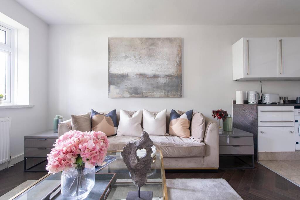 2 Bedroom Modern Urban Sanctuary 1Cc - Cherrydeal London Exteriör bild